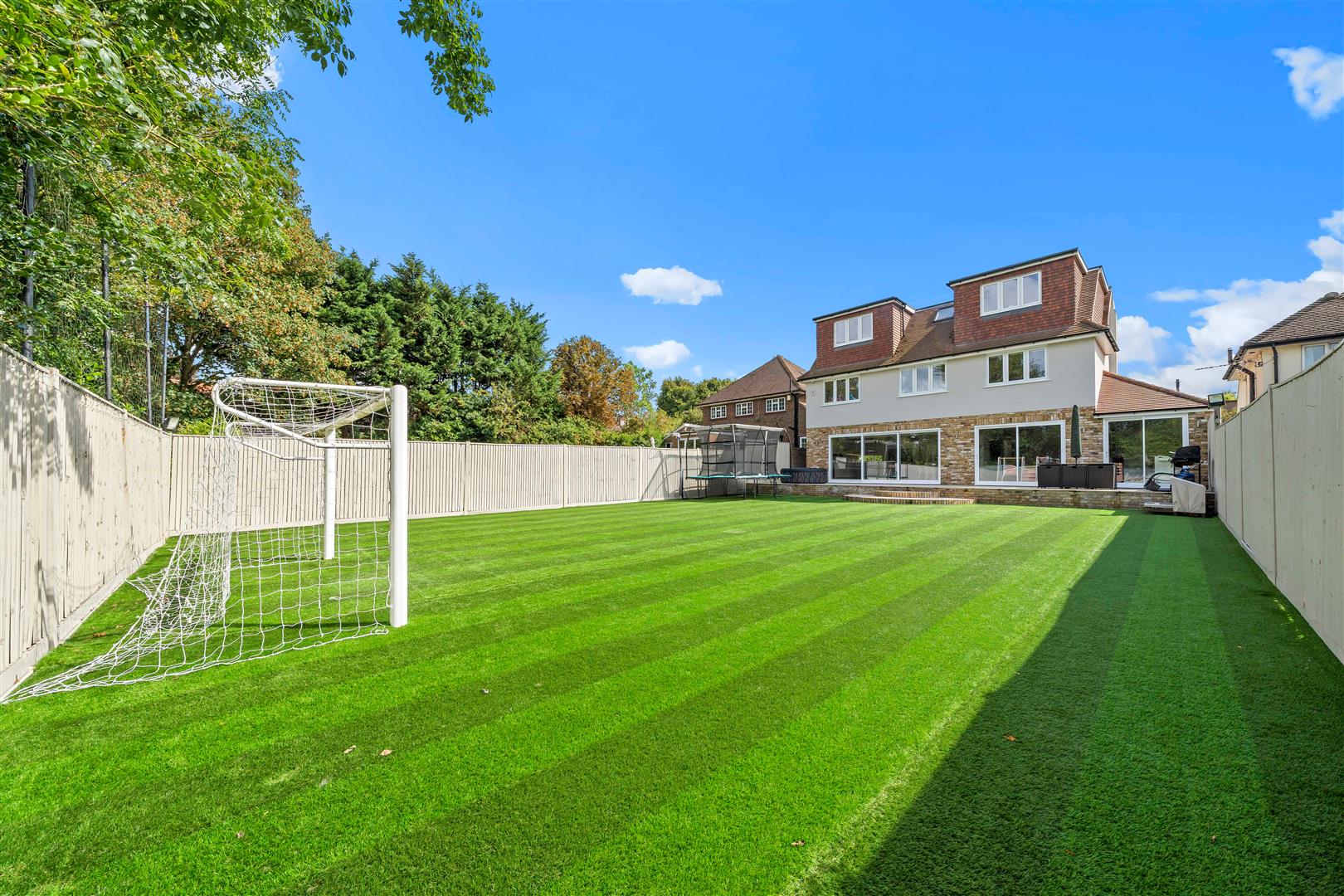 Godolphin Close, Cheam, Sutton